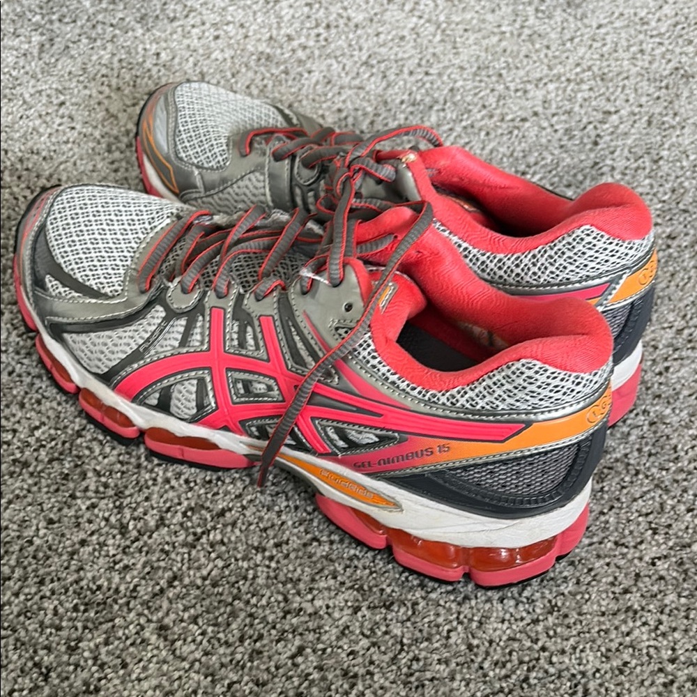 ASICS Women's Gray and Pink Running Shoes Size 10